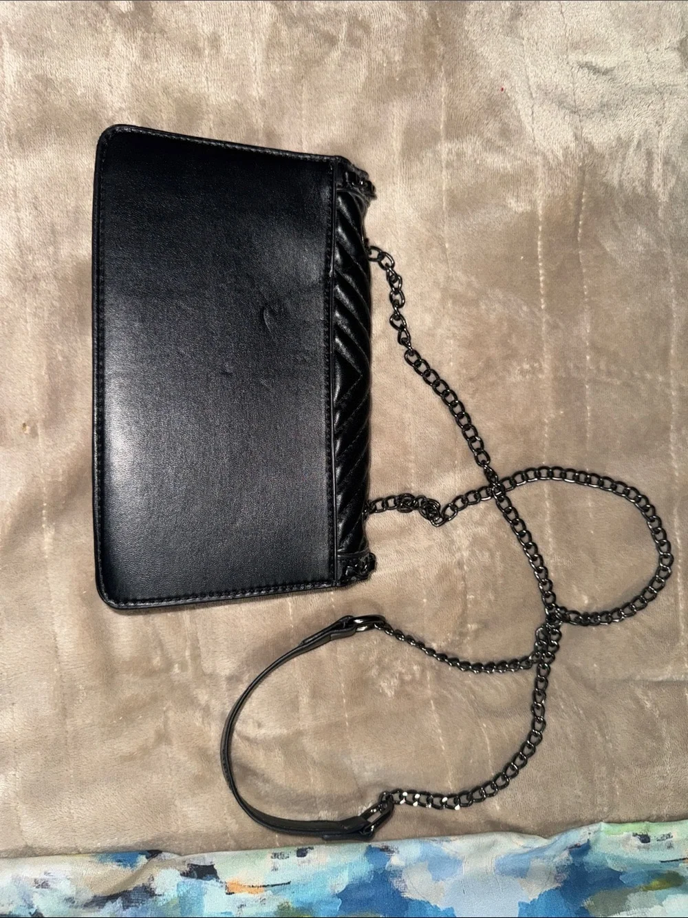N/A stylish black